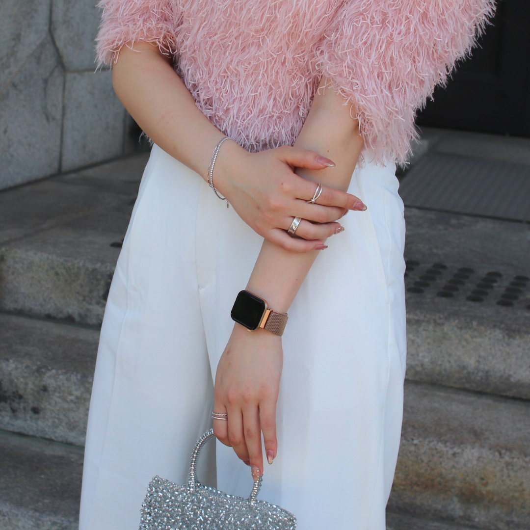 EE03 スマートウォッチ ゴールドxステンレスメッシュ ゴールド  GD M GD マグネット式 ミラネーゼループ ベルト幅20mm